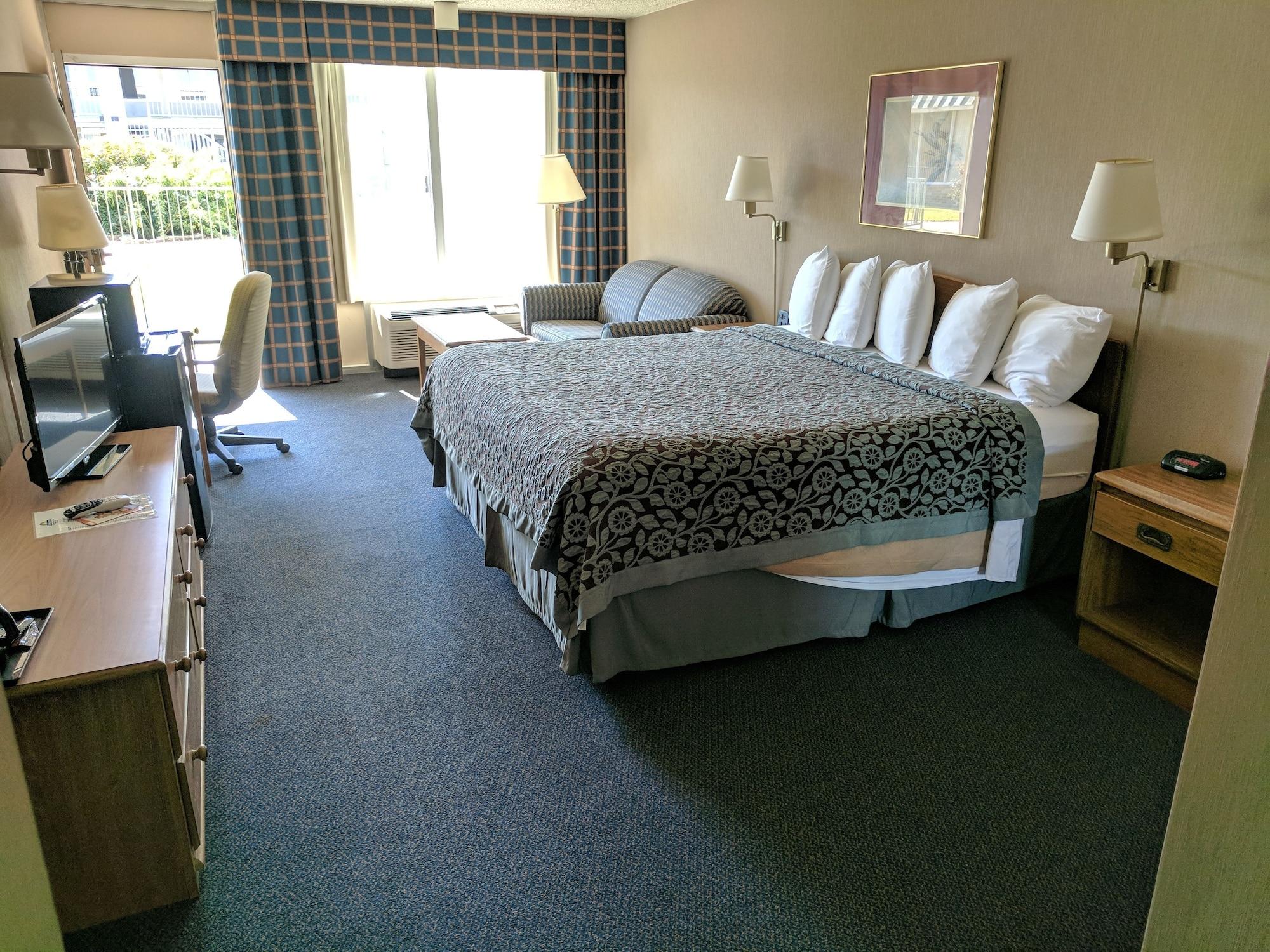 Days Inn By Wyndham Seguin Tx Exterior photo
